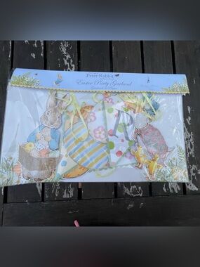 The Meri Meri Beatrice Potter Peter Rabbit Easter Garland/Banner